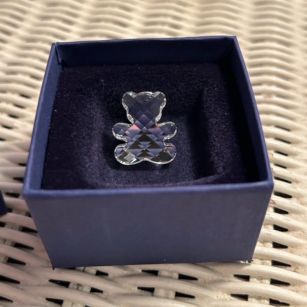 Swarovski Crystal Teddy Bear Brooch Pin Clear Silver Tone Austria With Box